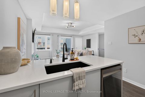 Photo 26 at 218 Parnian Private, Nepean (Half Moon Bay), Ottawa