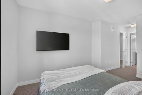 Photo 40 at 218 Parnian Private, Nepean (Half Moon Bay), Ottawa