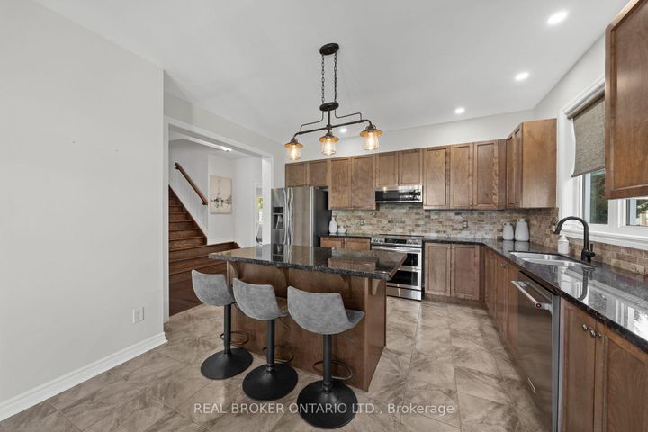 Photo 13 at 2188 Sunset Cove Circle, Nepean (Half Moon Bay), Ottawa
