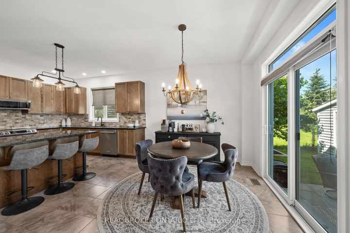 Photo 15 at 2188 Sunset Cove Circle, Nepean (Half Moon Bay), Ottawa