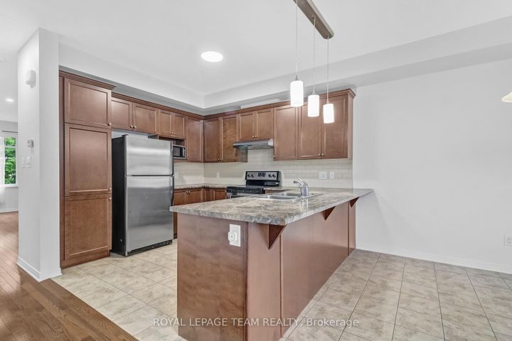 Photo 9 at 349 SWEETFLAG Street, Nepean (Longfields), Ottawa