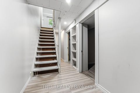 Photo 19 at 950 Meadowlands Drive, Nepean (Carleton Heights), Ottawa