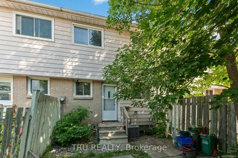 Photo 26 at 950 Meadowlands Drive, Nepean (Carleton Heights), Ottawa