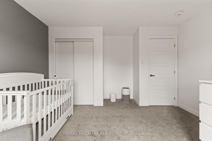 Photo 16 at 360 Peninsula Road, Nepean (Heritage Park), Ottawa