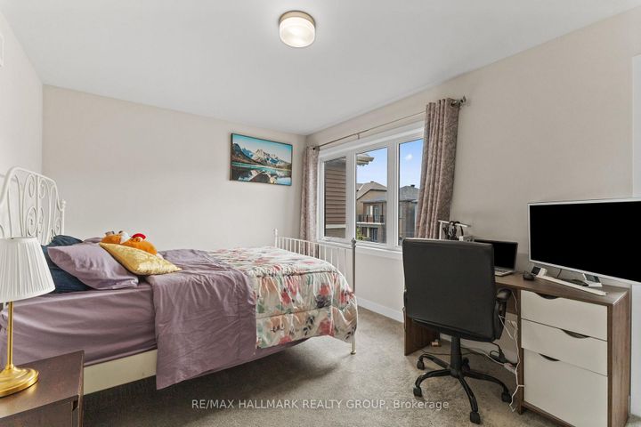 Photo 20 at 360 Peninsula Road, Nepean (Heritage Park), Ottawa
