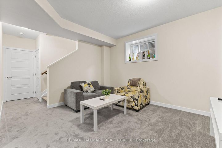 Photo 24 at 360 Peninsula Road, Nepean (Heritage Park), Ottawa