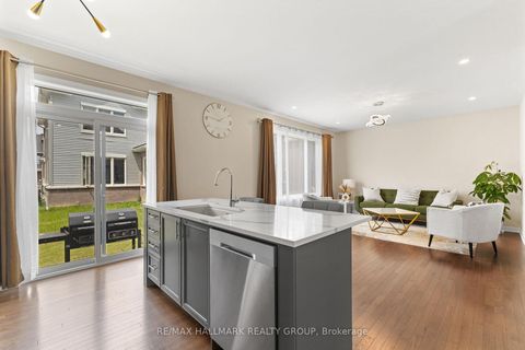 Photo 11 at 360 Peninsula Road, Nepean (Heritage Park), Ottawa