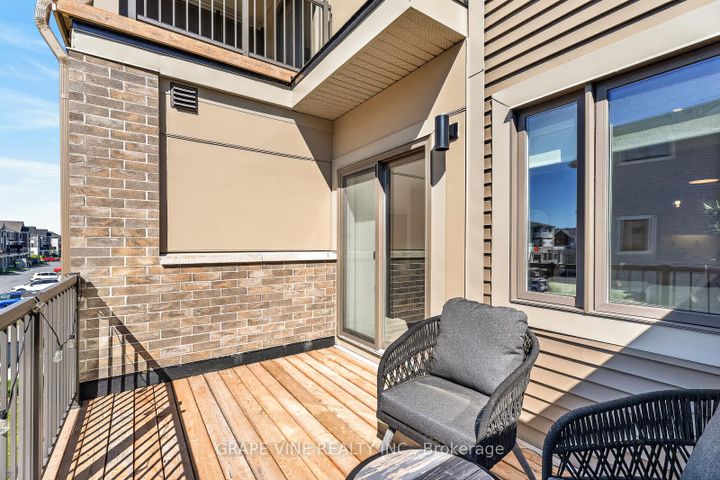 Photo 14 at 369 Olivenite Private, Nepean (Heritage Park), Ottawa