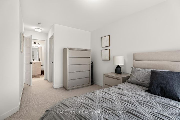 Photo 24 at 369 Olivenite Private, Nepean (Heritage Park), Ottawa