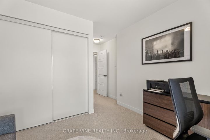Photo 29 at 369 Olivenite Private, Nepean (Heritage Park), Ottawa