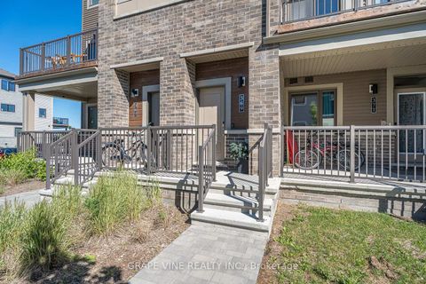 Photo 2 at 369 Olivenite Private, Nepean (Heritage Park), Ottawa