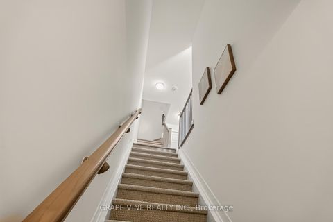 Photo 5 at 369 Olivenite Private, Nepean (Heritage Park), Ottawa