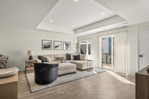Photo 6 at 369 Olivenite Private, Nepean (Heritage Park), Ottawa