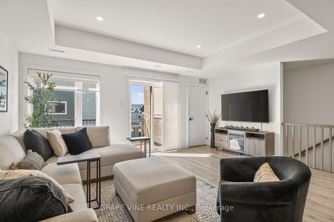 Photo 10 at 369 Olivenite Private, Nepean (Heritage Park), Ottawa