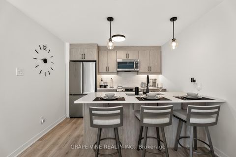 Photo 16 at 369 Olivenite Private, Nepean (Heritage Park), Ottawa