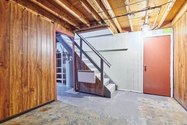 Photo 15 at 87 Grady Crescent, Nepean (Sheahan Estates/Trend Village), Ottawa