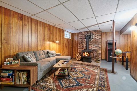 Photo 18 at 87 Grady Crescent, Nepean (Sheahan Estates/Trend Village), Ottawa