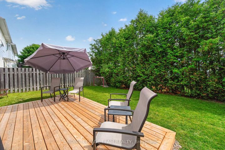 Photo 5 at 191 Windhurst Drive, Nepean (Barrhaven East), Ottawa