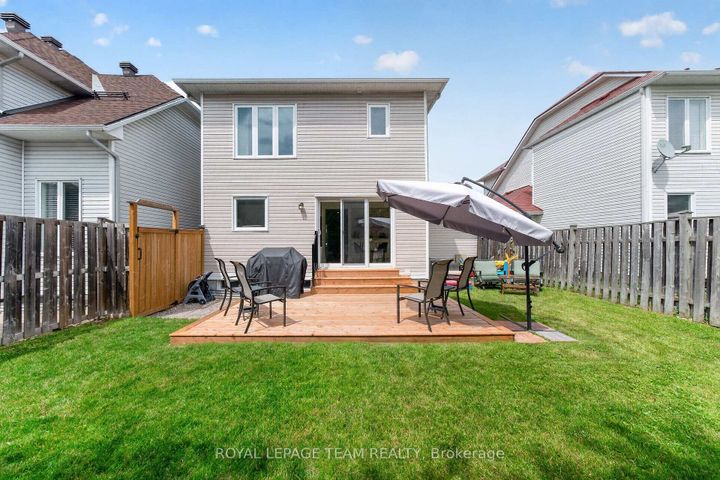 Photo 6 at 191 Windhurst Drive, Nepean (Barrhaven East), Ottawa