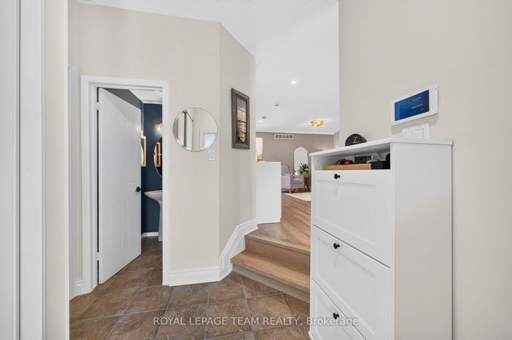 Photo 9 at 191 Windhurst Drive, Nepean (Barrhaven East), Ottawa