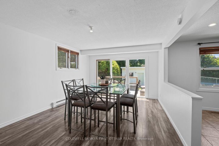 Photo 15 at 12 Bradgate Drive, Nepean (Briargreen), Ottawa