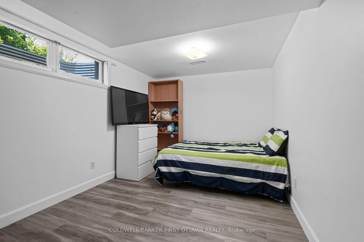 Photo 32 at 12 Bradgate Drive, Nepean (Briargreen), Ottawa