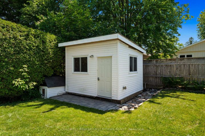 Photo 37 at 12 Bradgate Drive, Nepean (Briargreen), Ottawa