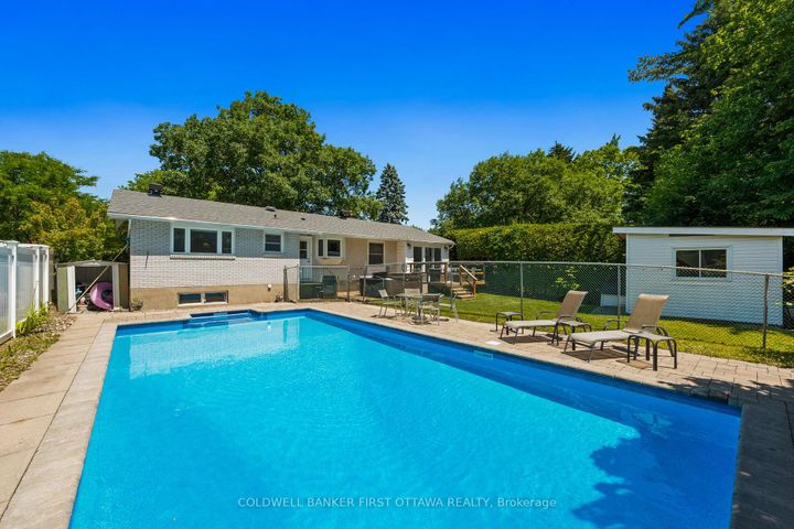 Photo 38 at 12 Bradgate Drive, Nepean (Briargreen), Ottawa