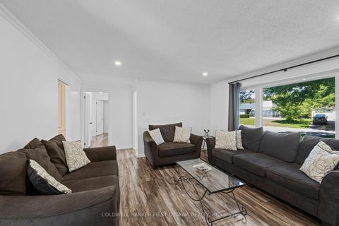 Photo 6 at 12 Bradgate Drive, Nepean (Briargreen), Ottawa