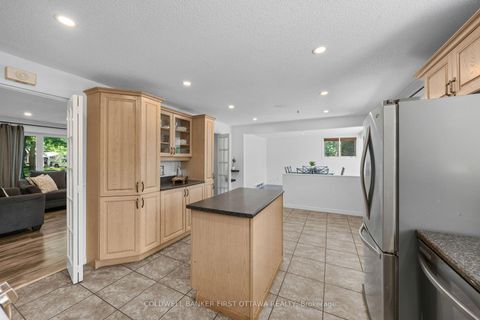 Photo 13 at 12 Bradgate Drive, Nepean (Briargreen), Ottawa