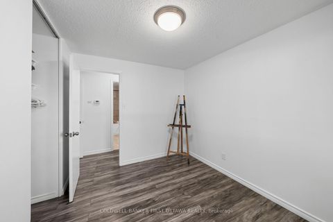 Photo 24 at 12 Bradgate Drive, Nepean (Briargreen), Ottawa