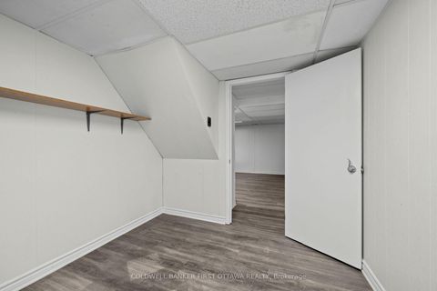 Photo 31 at 12 Bradgate Drive, Nepean (Briargreen), Ottawa