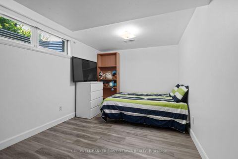 Photo 32 at 12 Bradgate Drive, Nepean (Briargreen), Ottawa
