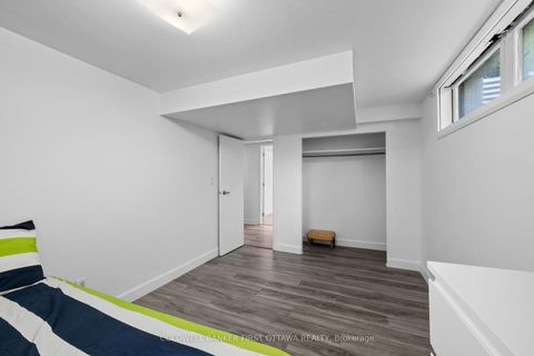 Photo 33 at 12 Bradgate Drive, Nepean (Briargreen), Ottawa
