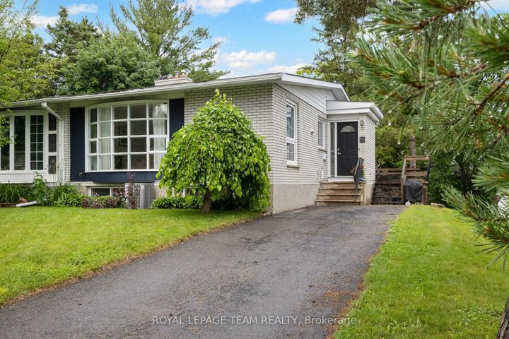 Photo 0 at 40 Woodmount Crescent, Nepean (Borden Farm/Stewart Farm/Carleton Heights/Parkwood Hills), Ottawa