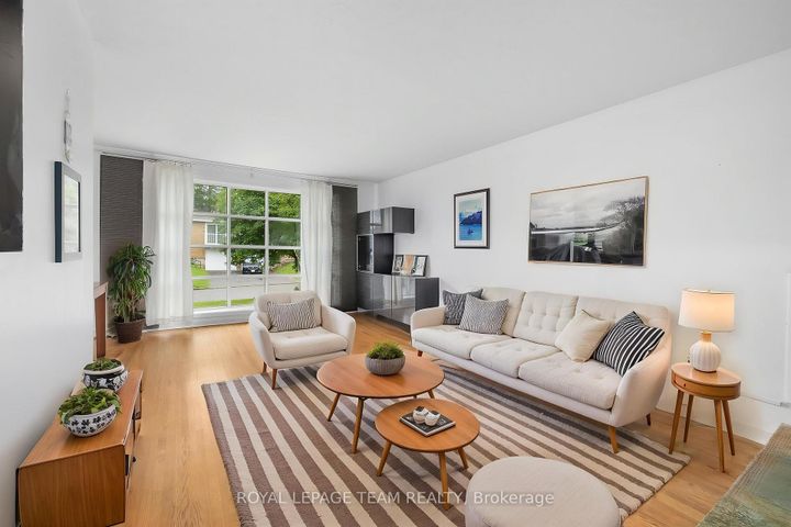 Photo 13 at 40 Woodmount Crescent, Nepean (Borden Farm/Stewart Farm/Carleton Heights/Parkwood Hills), Ottawa