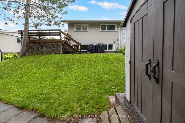 Photo 31 at 40 Woodmount Crescent, Nepean (Borden Farm/Stewart Farm/Carleton Heights/Parkwood Hills), Ottawa
