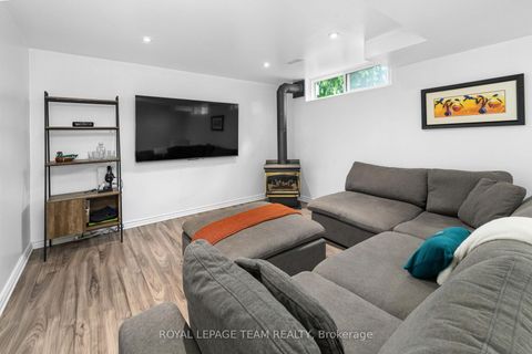 Photo 21 at 40 Woodmount Crescent, Nepean (Borden Farm/Stewart Farm/Carleton Heights/Parkwood Hills), Ottawa