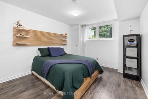 Photo 23 at 40 Woodmount Crescent, Nepean (Borden Farm/Stewart Farm/Carleton Heights/Parkwood Hills), Ottawa