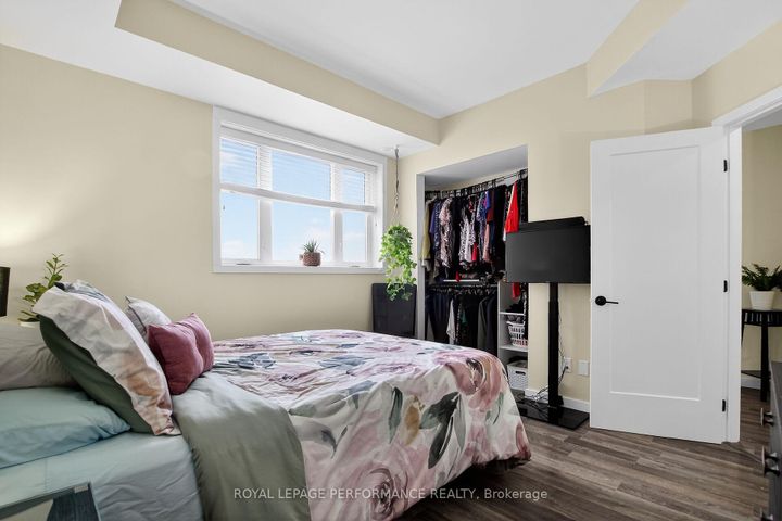 Photo 29 at B - 135 Harthill Way, Nepean (Heritage Park), Ottawa