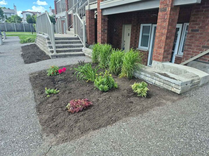 Photo 40 at B - 135 Harthill Way, Nepean (Heritage Park), Ottawa