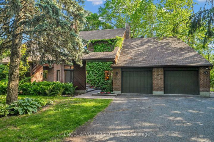 Photo 0 at 7 Mid Pines Grove, Nepean (Cedar Hill/Orchard Estates), Ottawa
