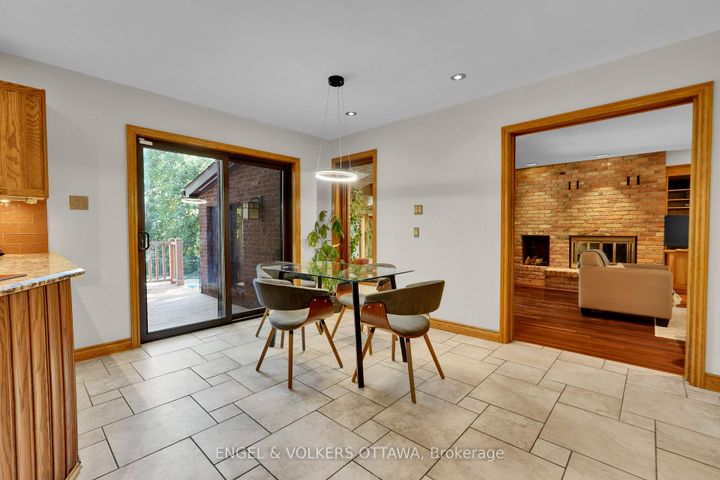 Photo 10 at 7 Mid Pines Grove, Nepean (Cedar Hill/Orchard Estates), Ottawa