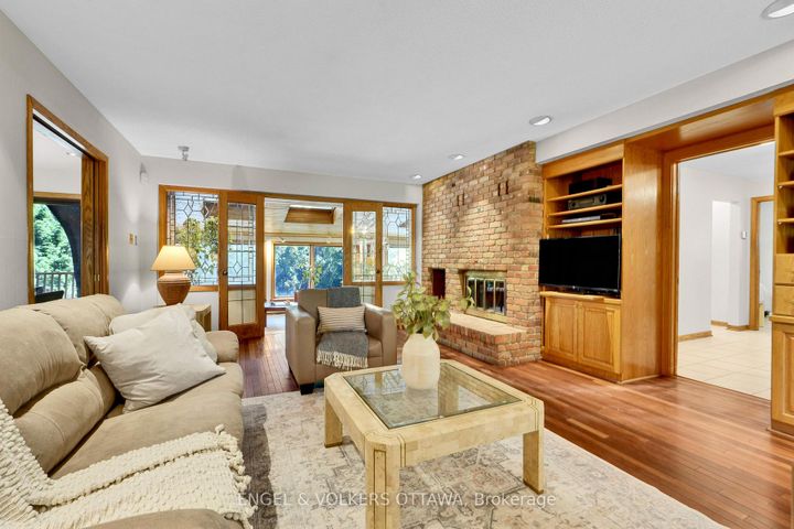 Photo 12 at 7 Mid Pines Grove, Nepean (Cedar Hill/Orchard Estates), Ottawa