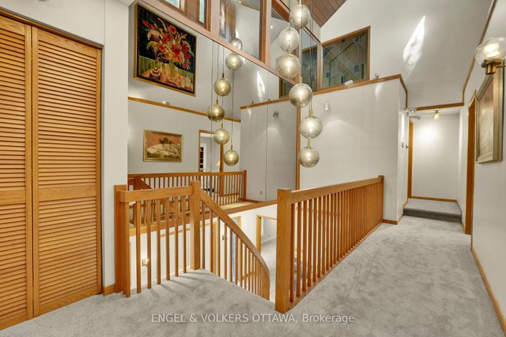 Photo 16 at 7 Mid Pines Grove, Nepean (Cedar Hill/Orchard Estates), Ottawa