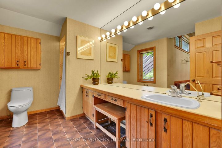 Photo 22 at 7 Mid Pines Grove, Nepean (Cedar Hill/Orchard Estates), Ottawa