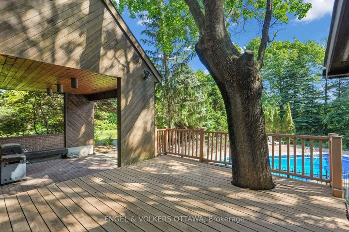 Photo 38 at 7 Mid Pines Grove, Nepean (Cedar Hill/Orchard Estates), Ottawa
