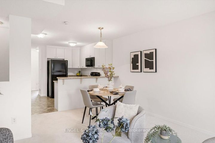 Photo 14 at 270 Espin Heights, Nepean (Stonebridge), Ottawa