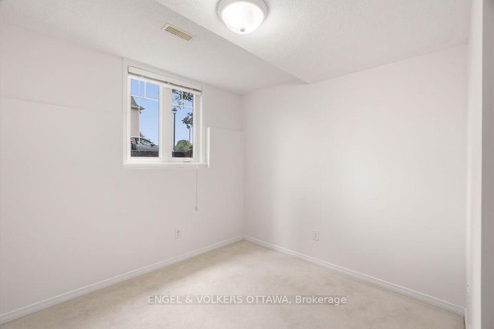 Photo 21 at 270 Espin Heights, Nepean (Stonebridge), Ottawa