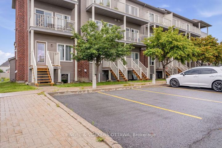 Photo 28 at 270 Espin Heights, Nepean (Stonebridge), Ottawa